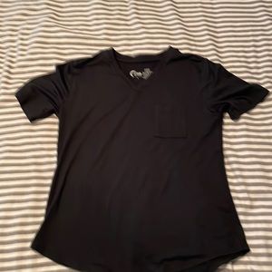 Zyia active V-neck short sleeve shirt